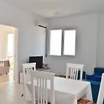 & Sea View 아파트