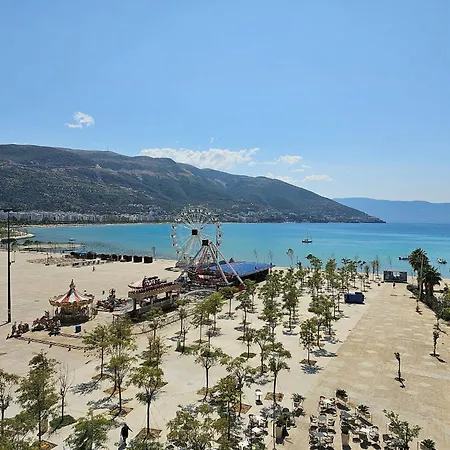 & Sea View Lejlighed