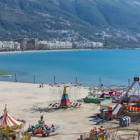 & Sea View Apartment