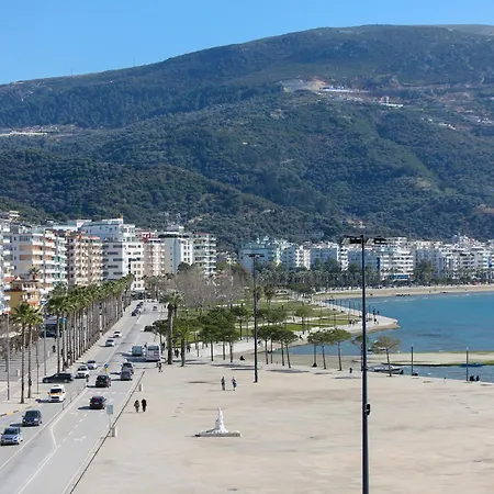& Sea View Daire Avlonya